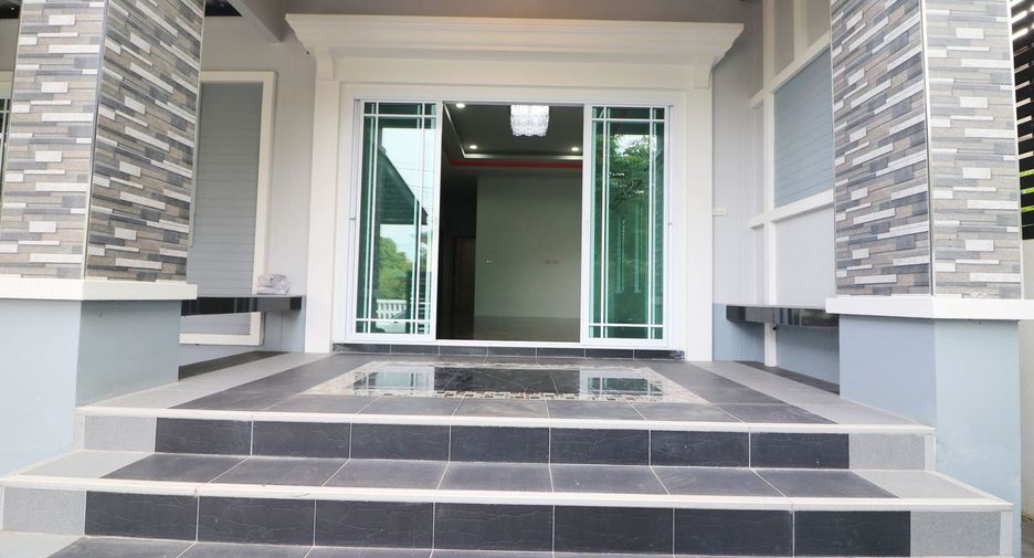 For sale 3 bed house in Mueang Udon Thani, Udon Thani