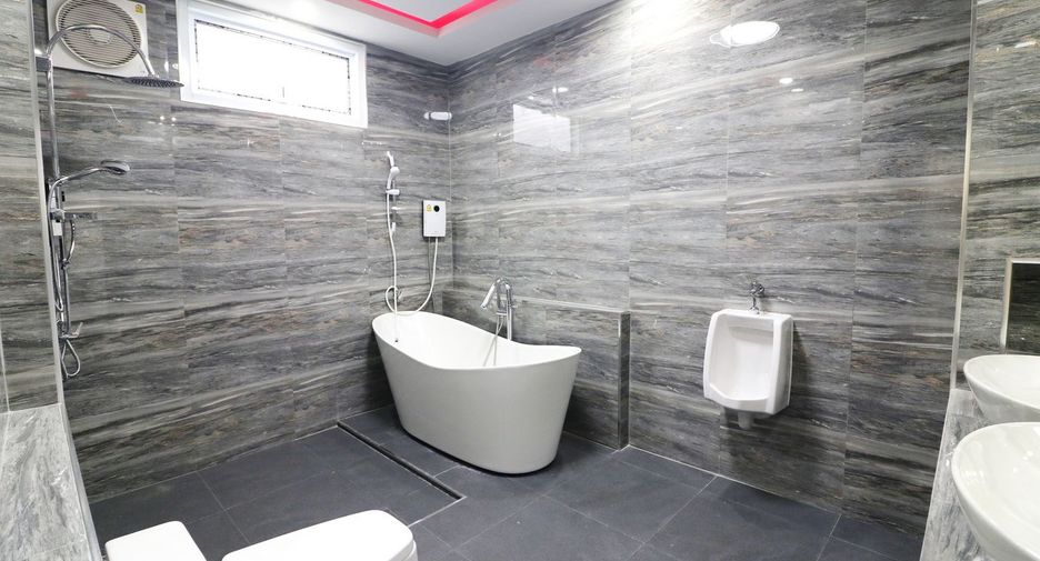 For sale 3 bed house in Mueang Udon Thani, Udon Thani