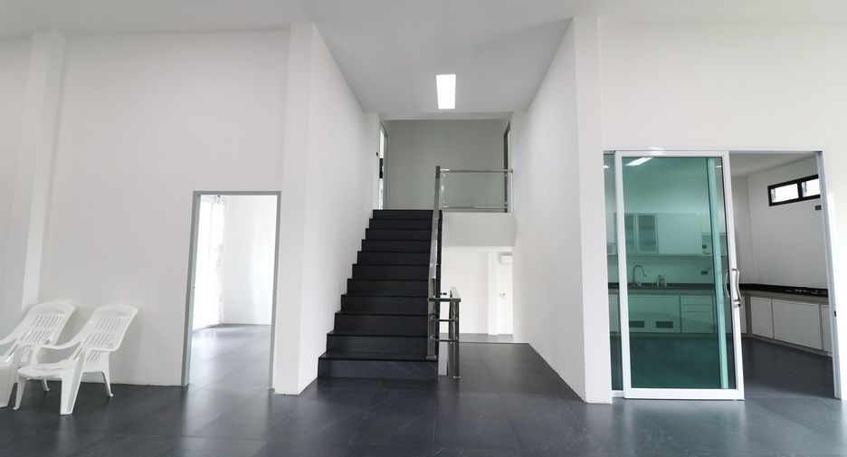 For sale 3 bed house in Mueang Udon Thani, Udon Thani