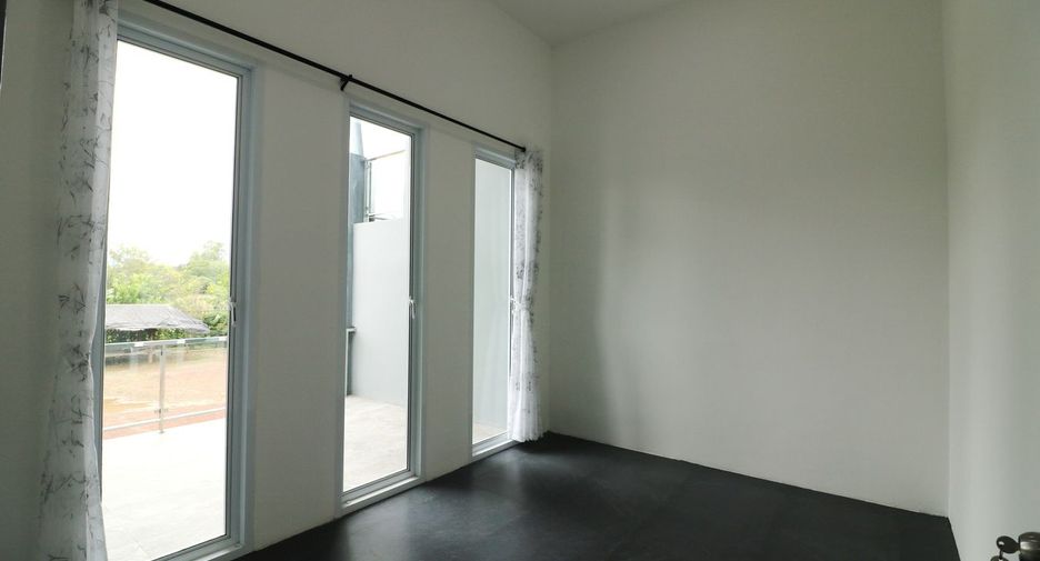 For sale 3 bed house in Mueang Udon Thani, Udon Thani