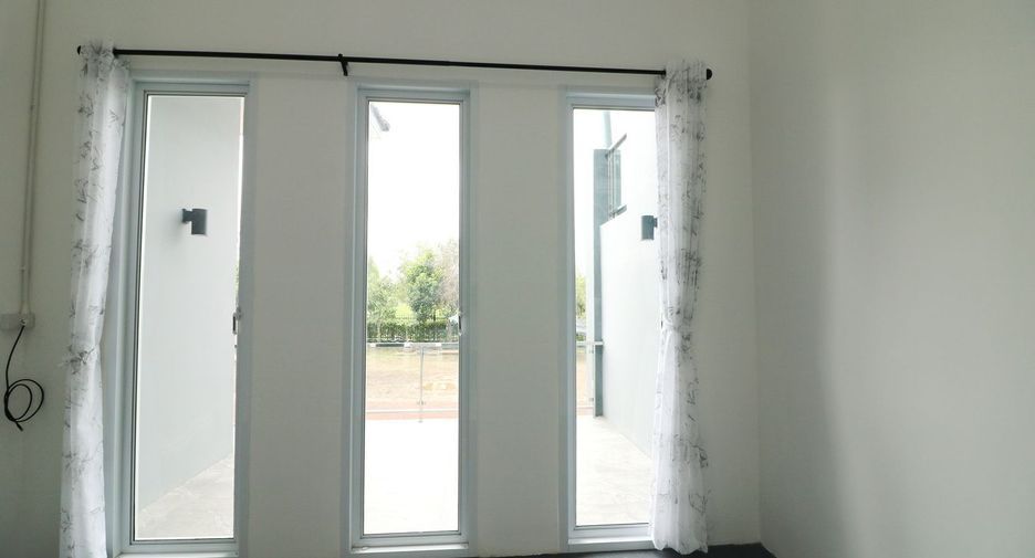 For sale 3 bed house in Mueang Udon Thani, Udon Thani