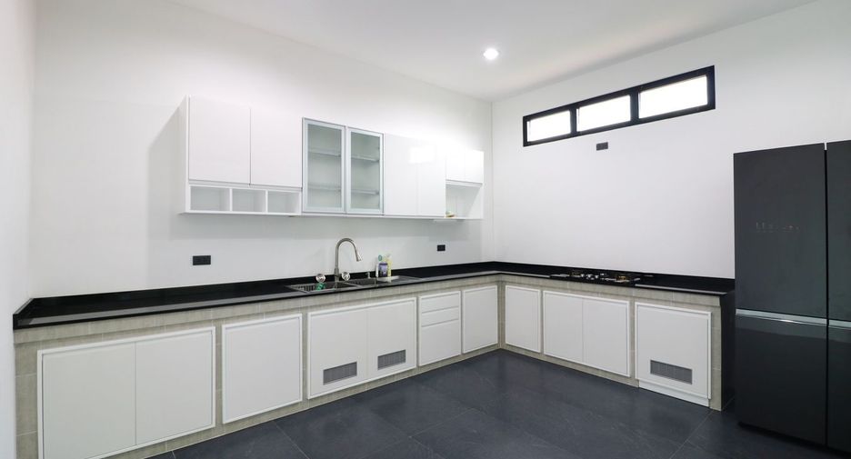 For sale 3 bed house in Mueang Udon Thani, Udon Thani