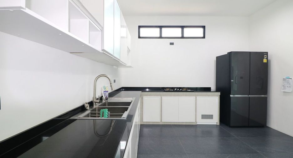 For sale 3 bed house in Mueang Udon Thani, Udon Thani