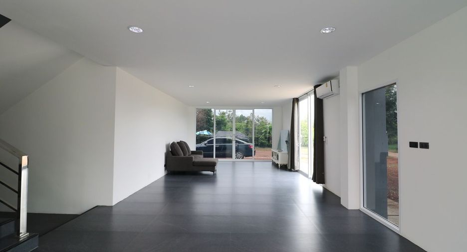 For sale 3 bed house in Mueang Udon Thani, Udon Thani