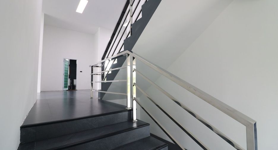For sale 3 bed house in Mueang Udon Thani, Udon Thani