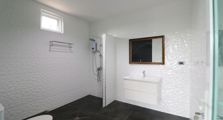 For sale 3 bed house in Mueang Udon Thani, Udon Thani