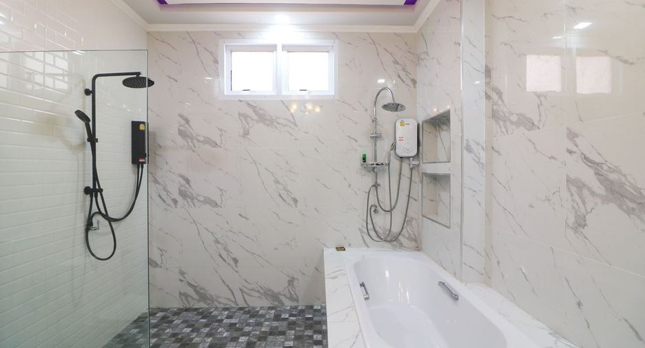 For sale 3 bed house in Mueang Udon Thani, Udon Thani