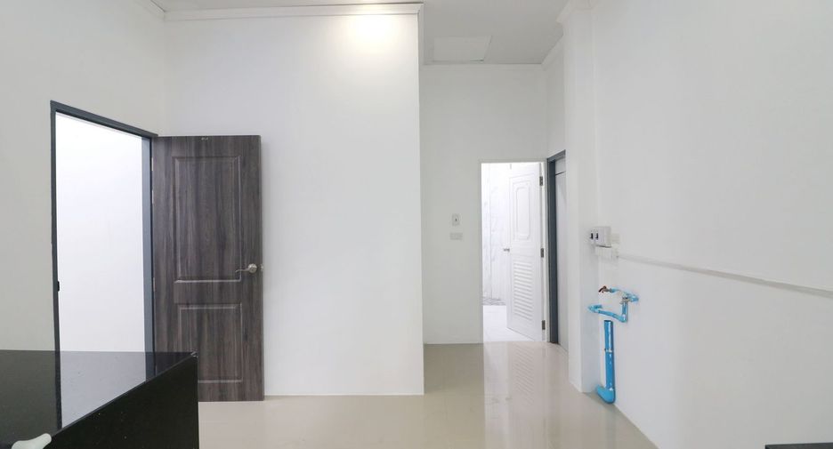 For sale 3 bed house in Mueang Udon Thani, Udon Thani