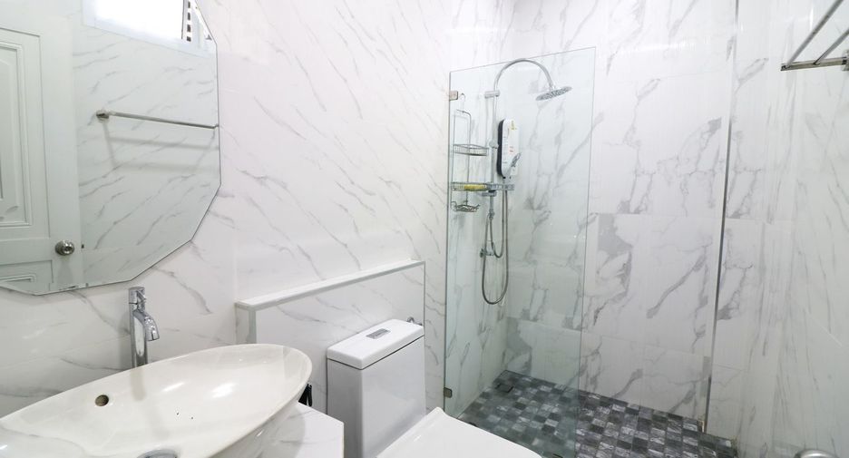For sale 3 bed house in Mueang Udon Thani, Udon Thani