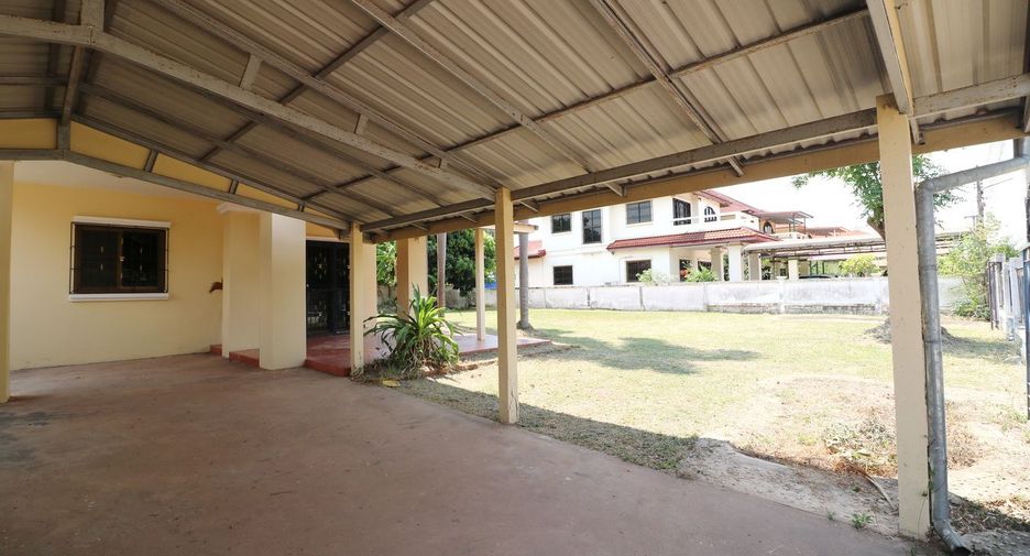 For sale 3 bed house in Mueang Udon Thani, Udon Thani