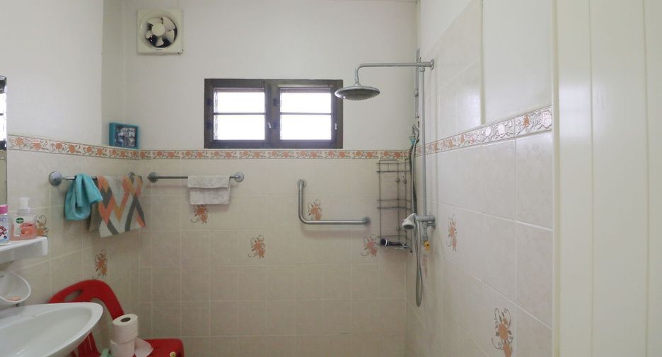 For sale 3 bed house in Mueang Udon Thani, Udon Thani