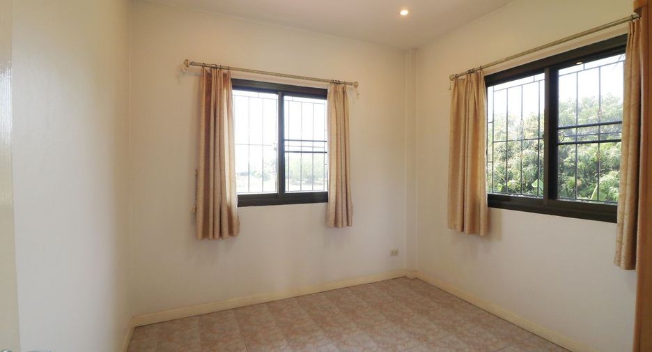 For sale 3 bed house in Mueang Udon Thani, Udon Thani