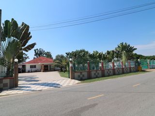 For sale 4 bed house in Mueang Udon Thani, Udon Thani