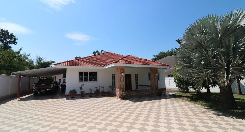 For sale 4 bed house in Mueang Udon Thani, Udon Thani