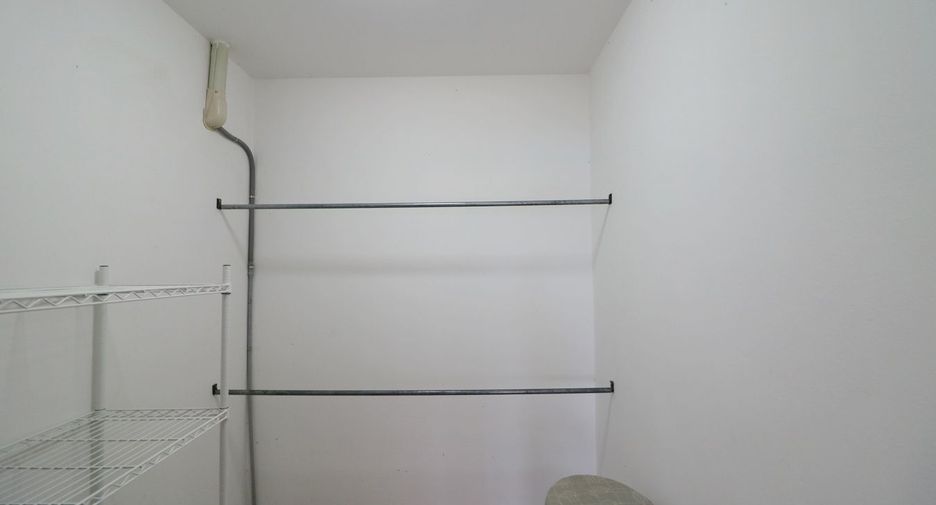 For sale 4 bed house in Mueang Udon Thani, Udon Thani