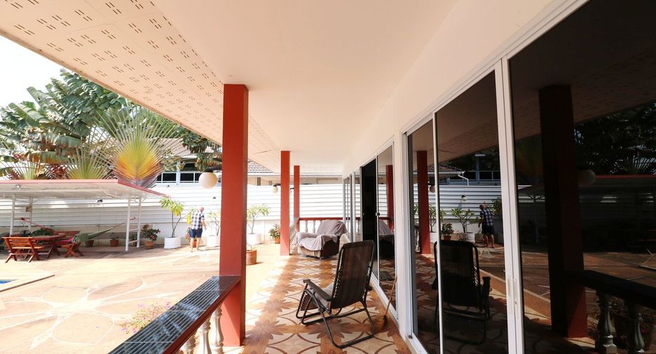 For sale 4 bed house in Mueang Udon Thani, Udon Thani