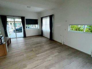 For rent and for sale 2 bed townhouse in Phra Samut Chedi, Samut Prakan