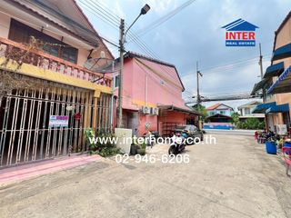 For sale 2 bed townhouse in Mueang Samut Sakhon, Samut Sakhon