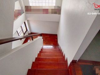 For sale 5 Beds townhouse in Bang Na, Bangkok