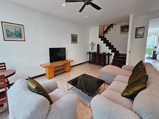 For rent 4 bed townhouse in Bang Lamung, Chonburi