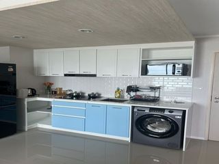 For rent and for sale 2 bed condo 