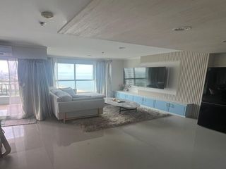 For rent and for sale 2 bed condo 