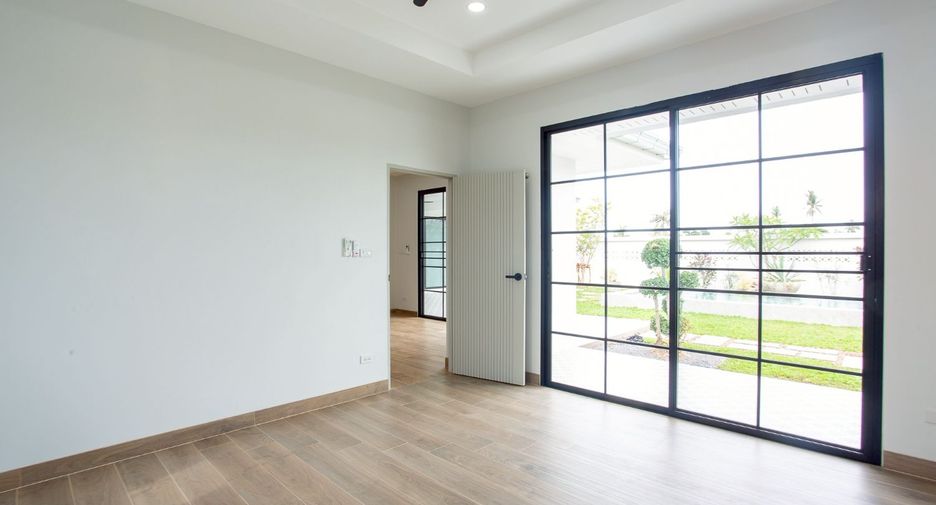 À vendre 3 chambres villa à Hua Hin, Prachuap Khiri Khan