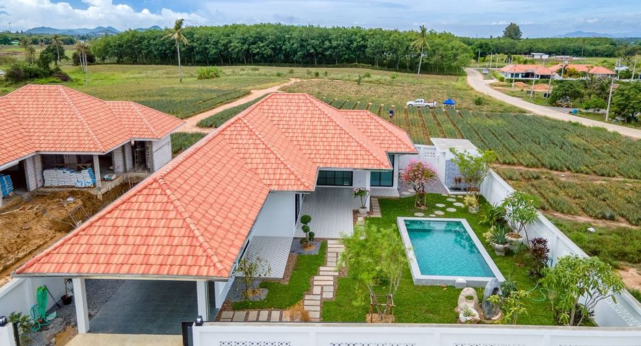 À vendre 3 chambres villa à Hua Hin, Prachuap Khiri Khan