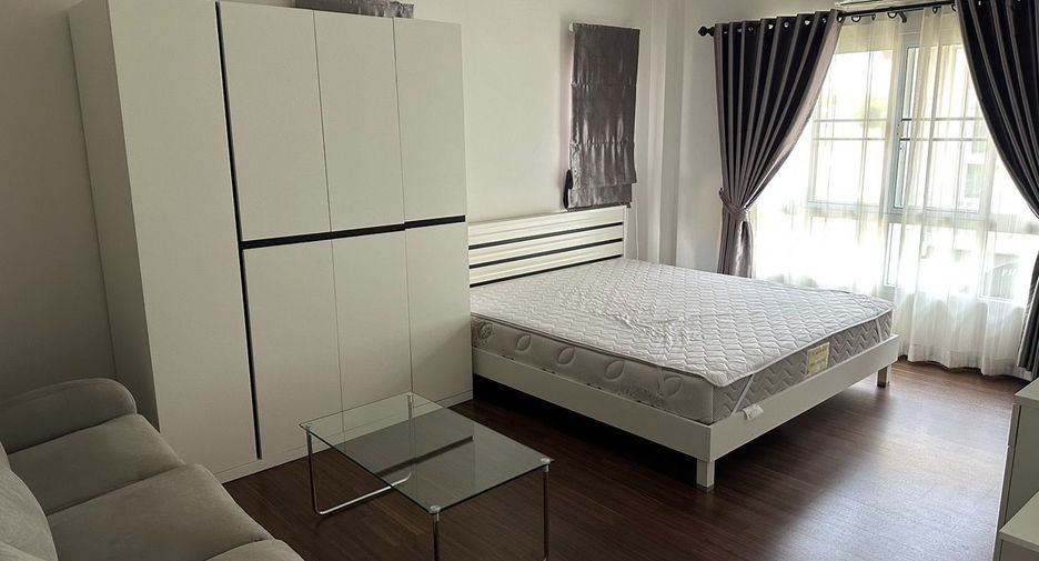 For sale 4 bedrooms house in San Kamphaeng, Chiang Mai