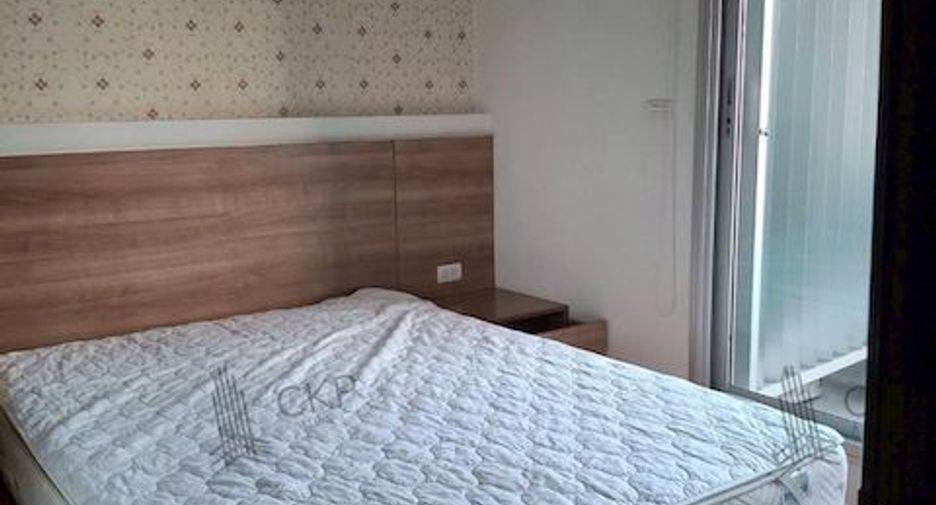 For sale 1 bed condo in Huai Khwang, Bangkok