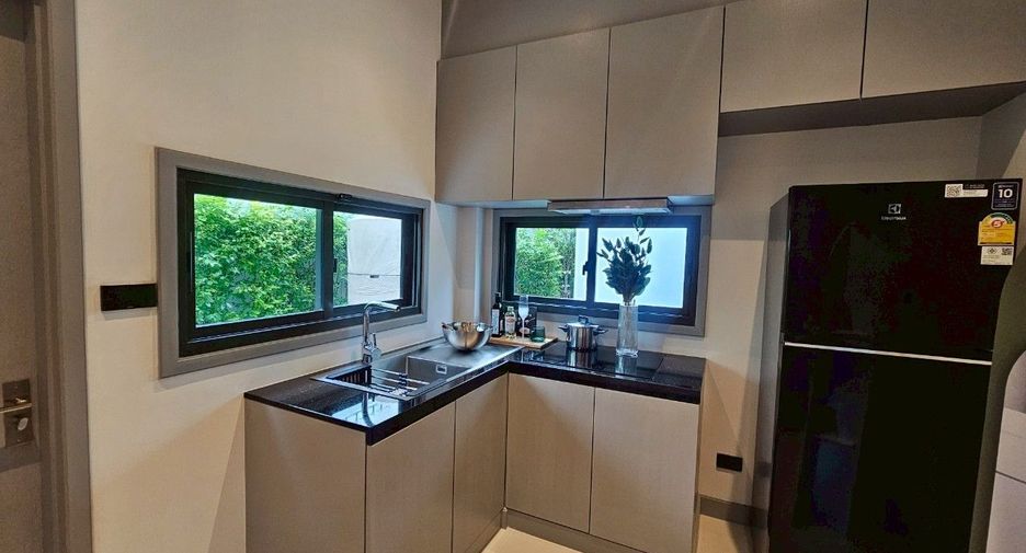 For sale 4 bedrooms house in Bang Phli, Samut Prakan