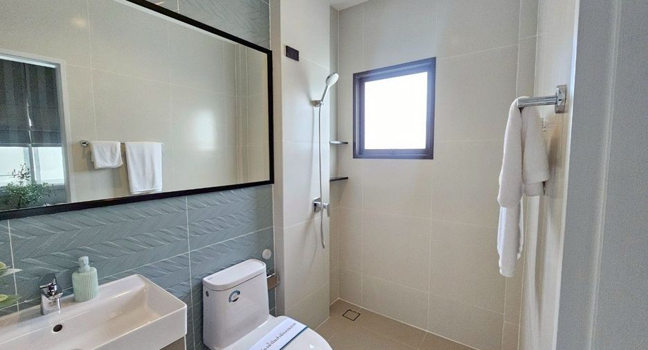 For sale 4 bedrooms house in Bang Phli, Samut Prakan