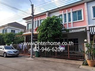 For sale 3 bed townhouse in Mueang Nonthaburi, Nonthaburi
