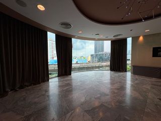 出租 商业空间 在 Khlong Toei, 曼谷