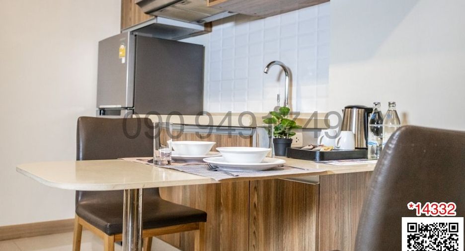 For rent 1 bed serviced apartment in Watthana, Bangkok