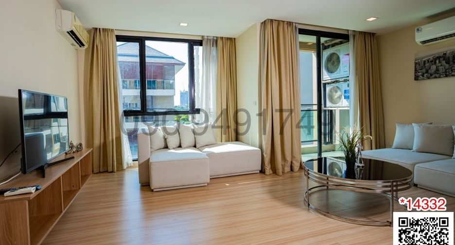 For rent 1 bed serviced apartment in Watthana, Bangkok