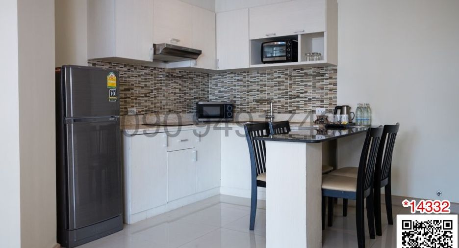 For rent 1 bed serviced apartment in Watthana, Bangkok
