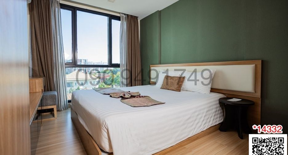 For rent 1 bed serviced apartment in Watthana, Bangkok