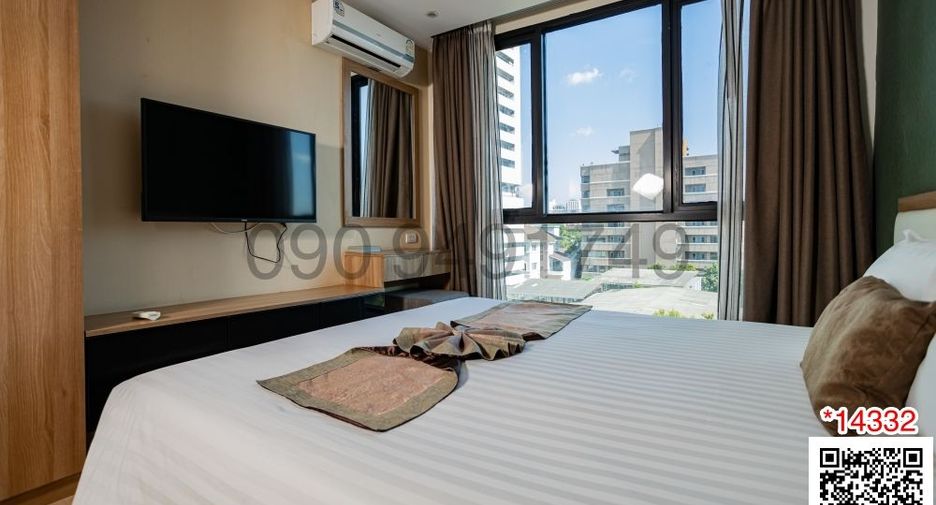 For rent 1 bed serviced apartment in Watthana, Bangkok