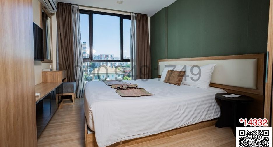 For rent 1 bed serviced apartment in Watthana, Bangkok