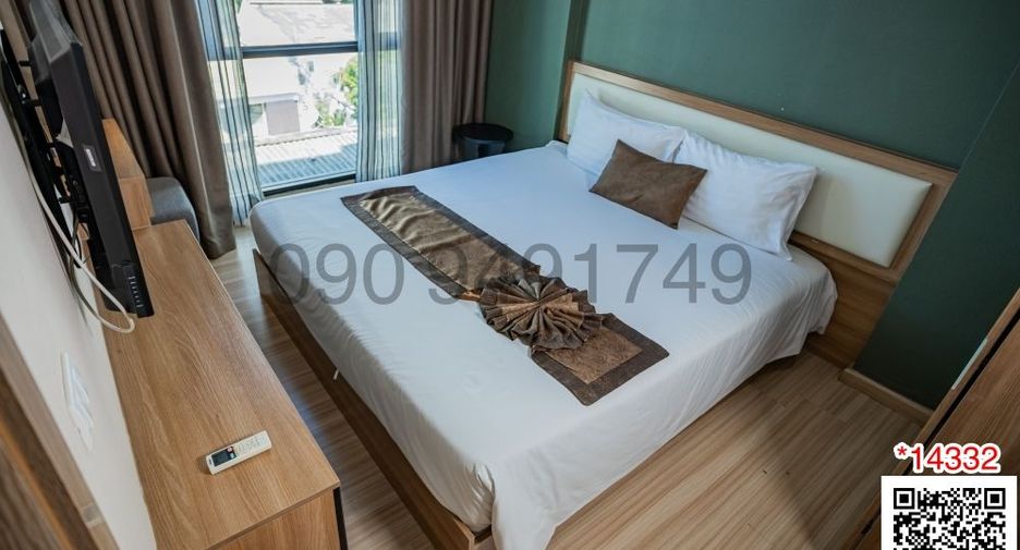 For rent 1 bed serviced apartment in Watthana, Bangkok