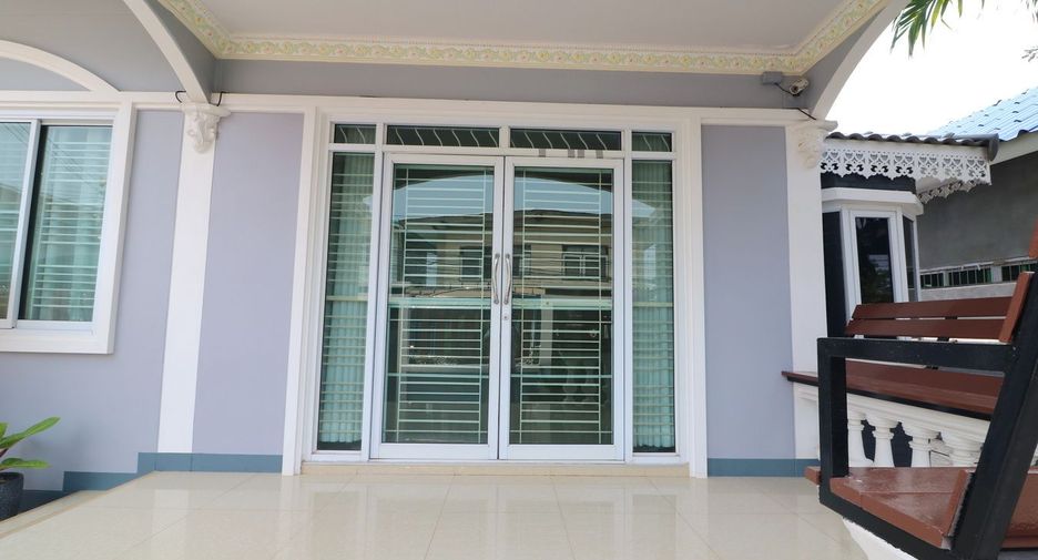 For sale 4 bed house in Mueang Udon Thani, Udon Thani