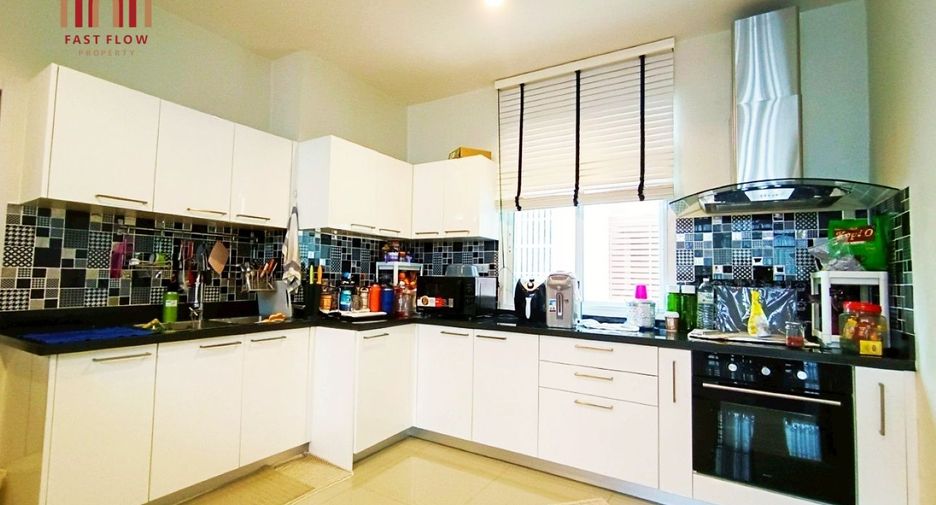 For sale 40 bedrooms apartment in Don Mueang, Bangkok