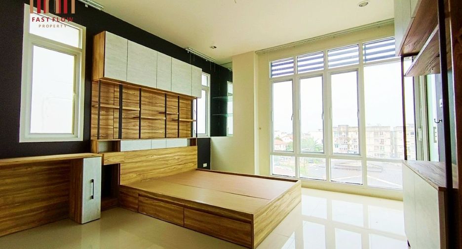 For sale 40 bedrooms apartment in Don Mueang, Bangkok