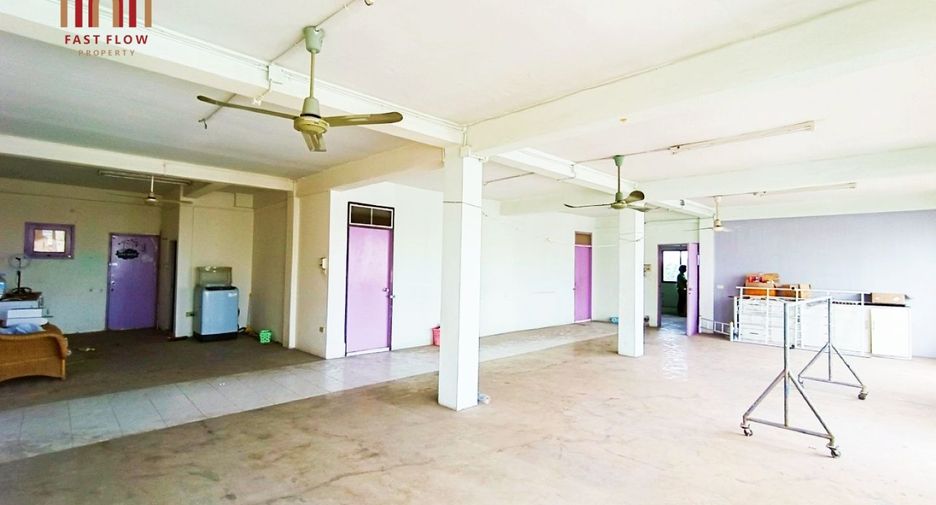 For sale 40 bedrooms apartment in Don Mueang, Bangkok