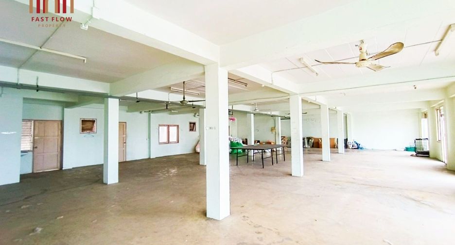 For sale 40 bedrooms apartment in Don Mueang, Bangkok