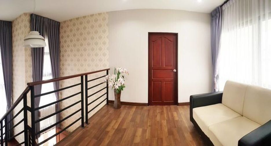 For rent and for sale 3 bedrooms house in Si Racha, Chonburi
