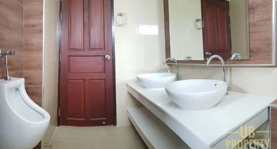 For rent and for sale 3 bedrooms house in Si Racha, Chonburi
