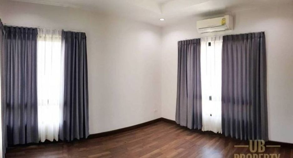For rent and for sale 3 bedrooms house in Si Racha, Chonburi