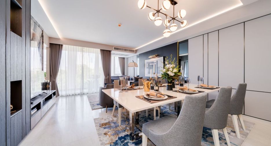 For rent 3 bedrooms condo in Watthana, Bangkok